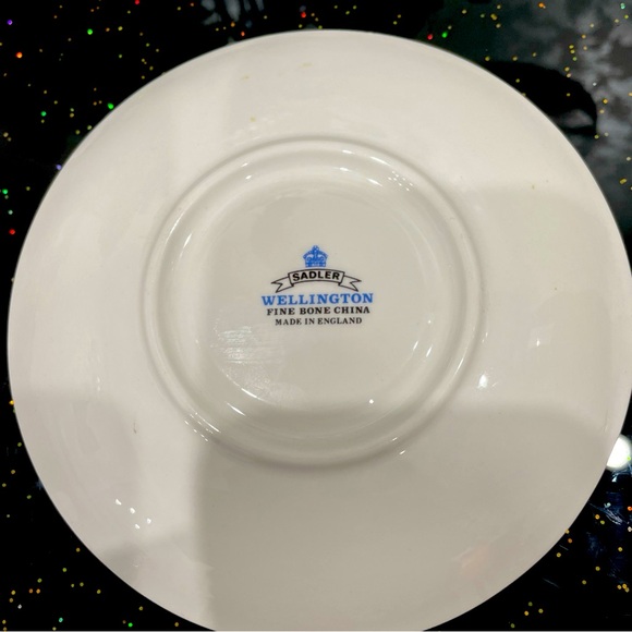 VTG Sadler Wellington Tea Cup & Saucer Floral Bone China Made In England - Picture 4 of 7